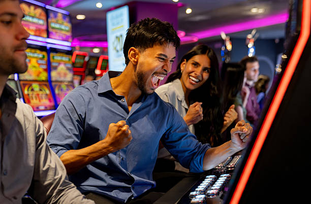 Payout table: always accessible, always transparent Treasures Aztec payout table displayed in-game showing symbol combinations and payouts